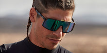Oakley Sutro OO9406 10